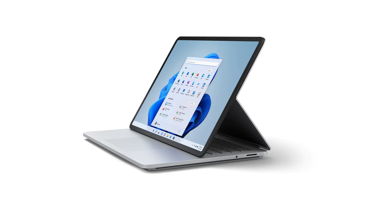 Surface Laptop Studio - Intel Core i5, 16GB RAM, 256GB SSD, Intel® Iris® Xᵉ